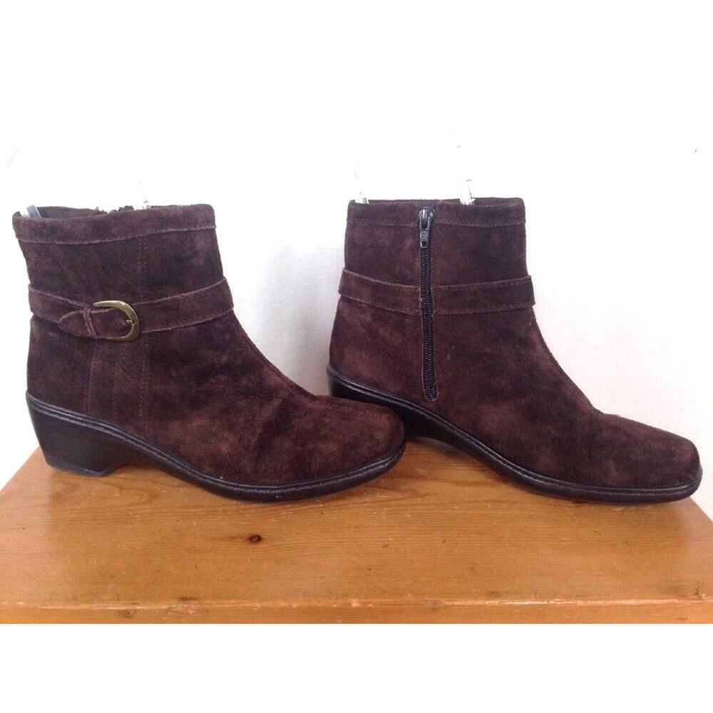 Croft Barrow Kohls Suede Leather Marion Zip Buckle Comfort Strap Ankle Boot 9.5M